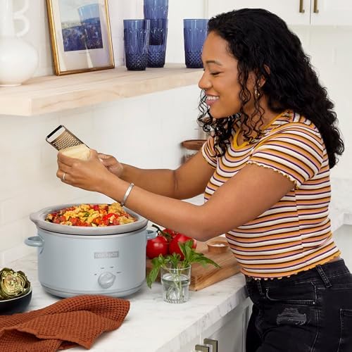 4.5 Quart Manual Slow Cooker – Macaroon Blue - Curated Catalog E3
